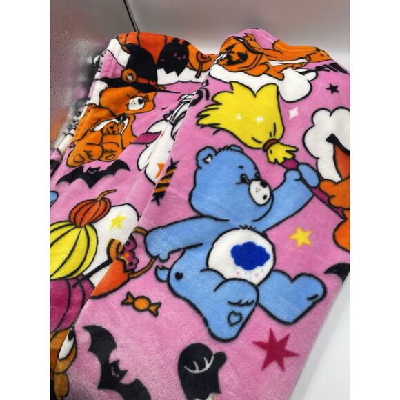 Care Bears HALLOWEEN 60”x90" Pink Super Soft Twin Blanket Mummies Pumpkins - Picture 3 of 7
